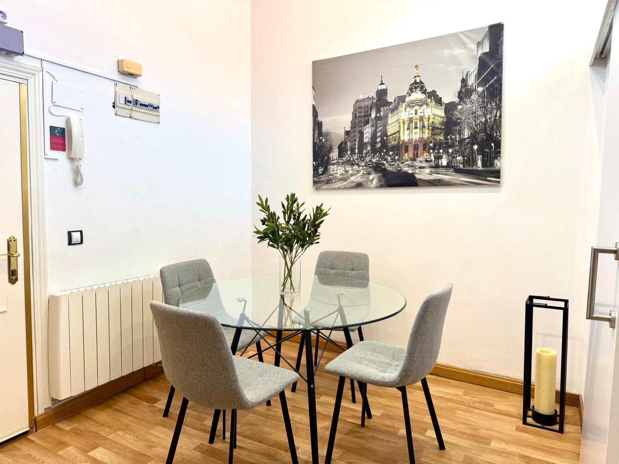Fuencarral Apartment Madrid Exterior photo